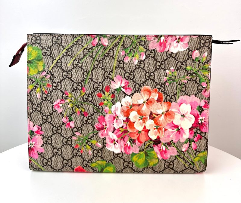 Gucci GG Supreme Monogram Blooms Large Cosmetic Case Beige Multicolor - Barde - Image 4