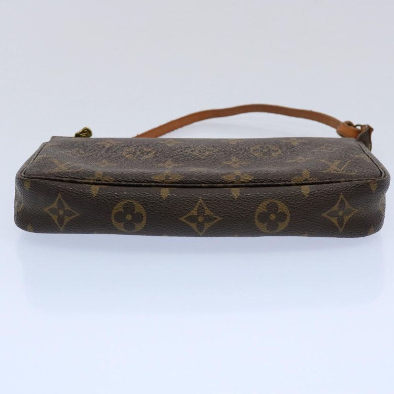 Louis Vuitton Pochette Accessoire  Canvas Clutch Bag - Barde - Image 3