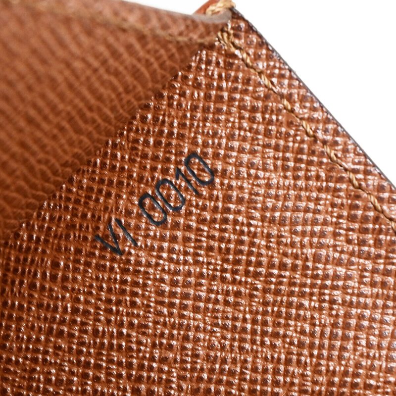 Louis Vuitton Sellier Drangonne  Leather Clutch Bag - Barde - Image 6