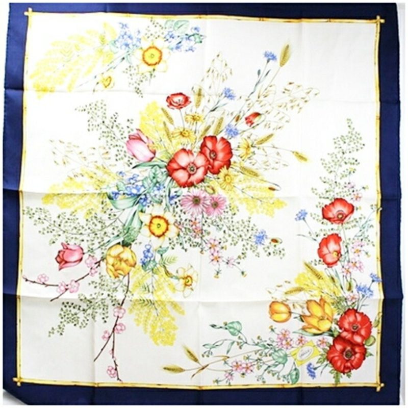 Gucci Navy  Scarf (Pre-Owned) - Barde
