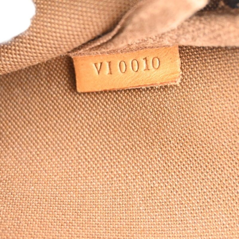 Louis Vuitton Pochette Accessoires  Canvas Clutch Bag - Barde - Image 6