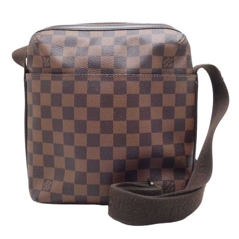 Louis Vuitton Olav  Canvas Shoulder Bag - Barde
