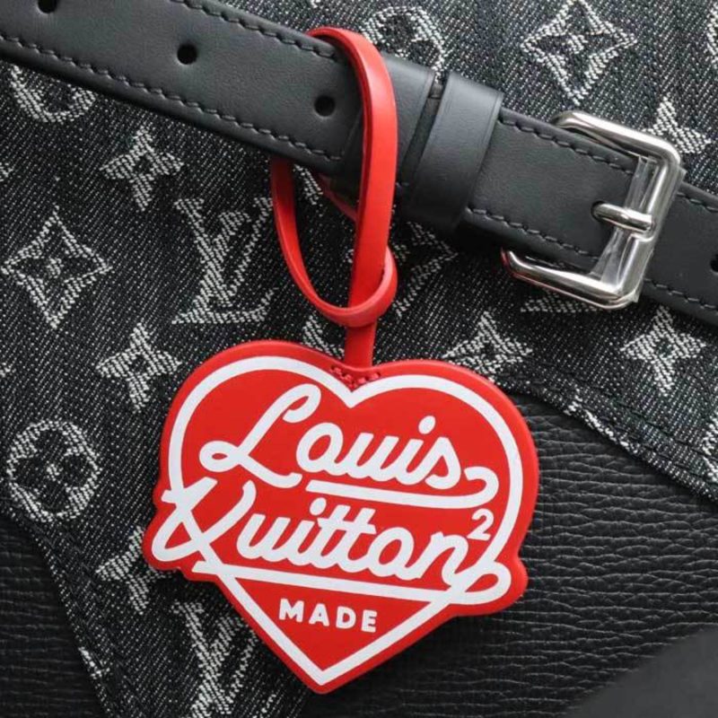 Louis Vuitton Tokyo Besace  Leather Shopper Bag - Barde - Image 3