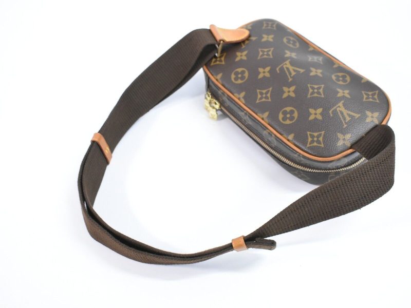Louis Vuitton Pochette Gange  Canvas Shoulder Bag - Barde - Image 4