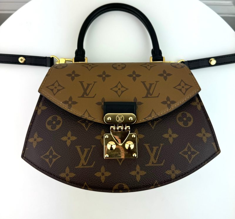 Louis Vuitton Tilsitt In Monogram Reverse - Barde - Image 6