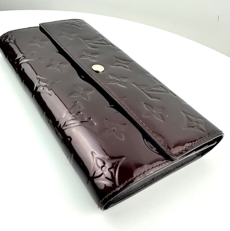 Louis Vuitton Vernis Sarah Wallet - Barde - Image 6