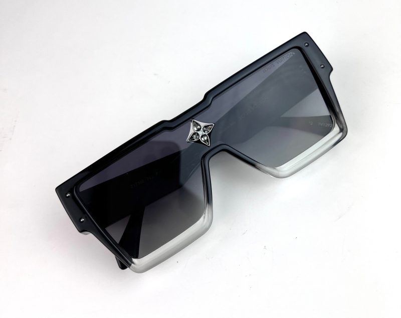 Louis Vuitton Cyclone Sunglasses - Barde
