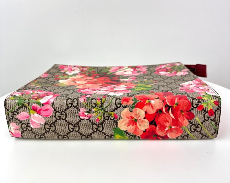 Gucci GG Supreme Monogram Blooms Large Cosmetic Case Beige Multicolor - Barde - Image 5