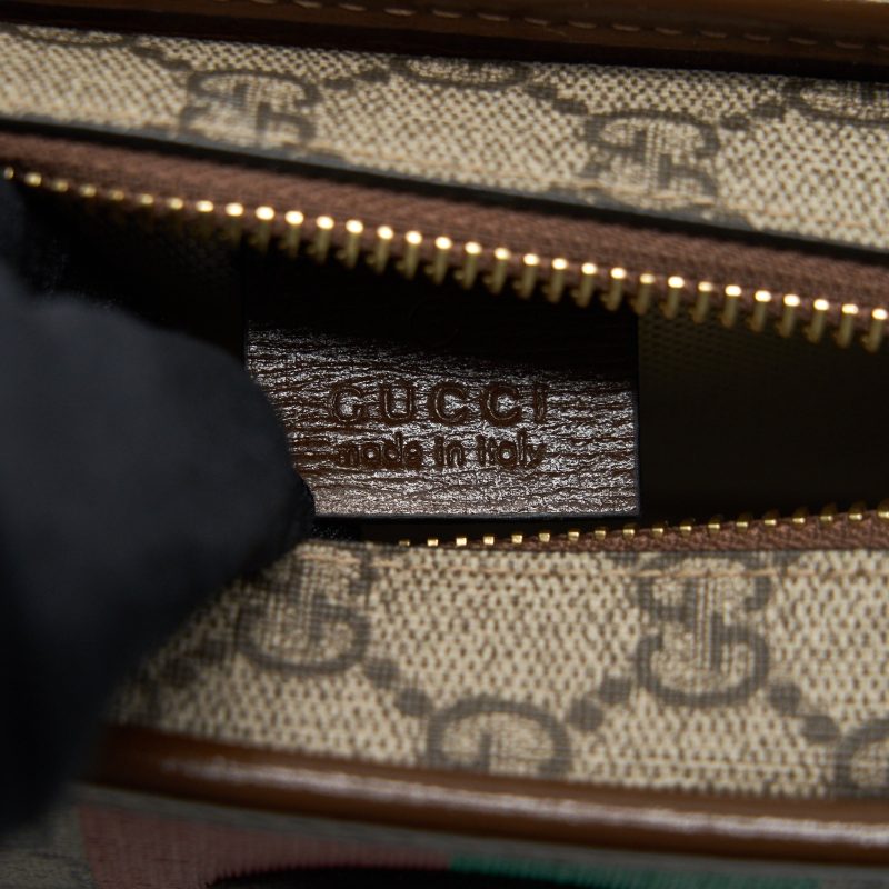 Gucci Not Fake Logo Pouch/ Clutch - Barde - Image 9