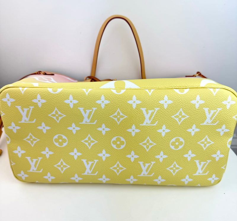 Louis Vuitton Monogram Giant By The Pool Neverfull MM Light Pink - Barde - Image 7