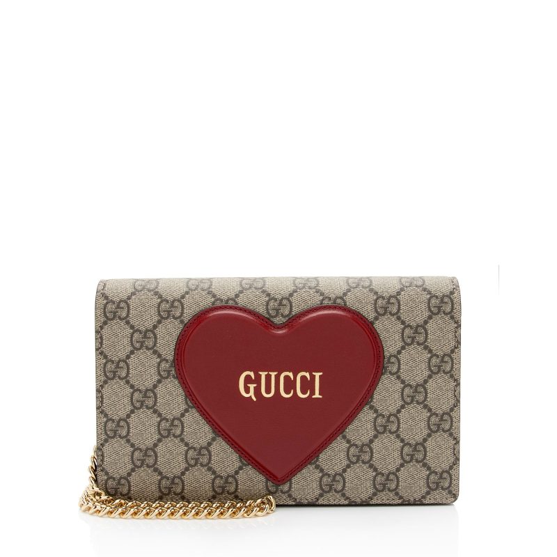 Gucci GG Supreme Script Logo Heart Wallet on Chain (SHF-lumKJK) - Barde