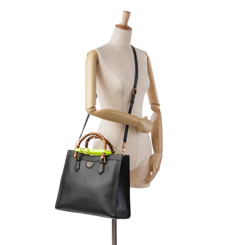 Gucci Medium Bamboo Diana Satchel (SHG-eqiq70) - Barde - Image 5