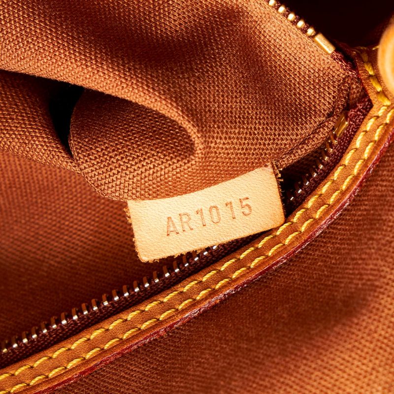 Louis Vuitton Monogram Batignolles Horizontal (SHG-36604) - Barde - Image 8