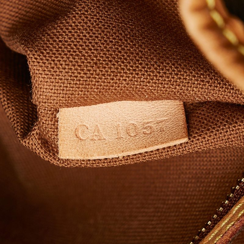Louis Vuitton Monogram Batignolles Vertical (SHG-37248) - Barde - Image 8