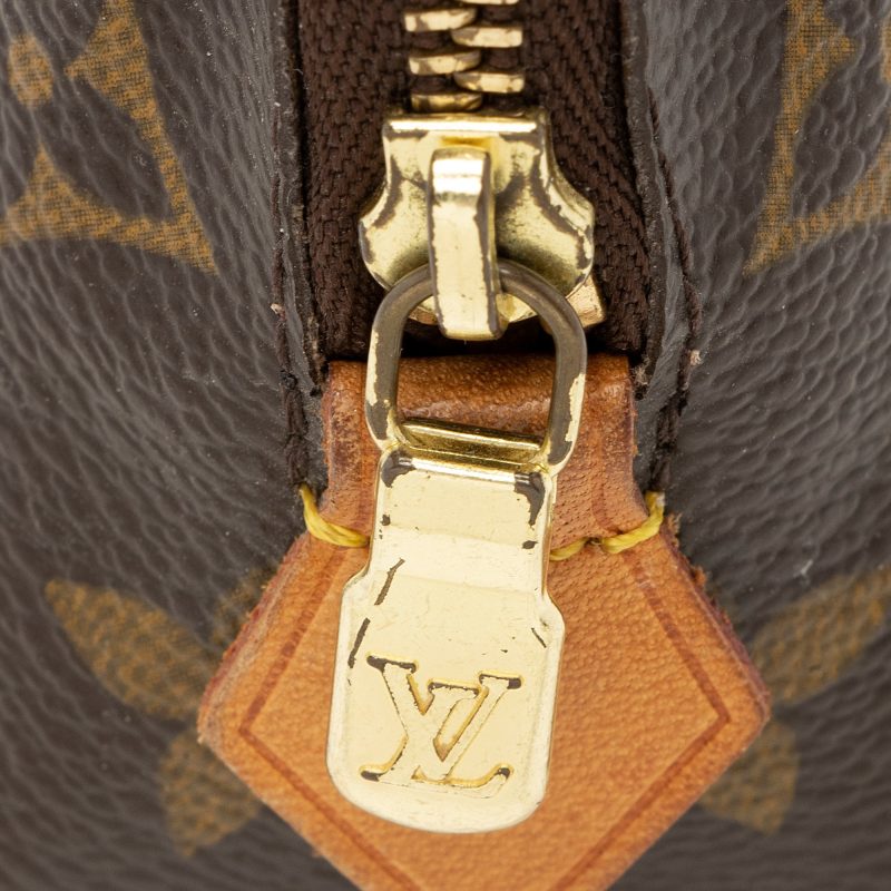 Louis Vuitton Monogram Canvas Cosmetic Pouch (SHF-22545) - Barde - Image 8