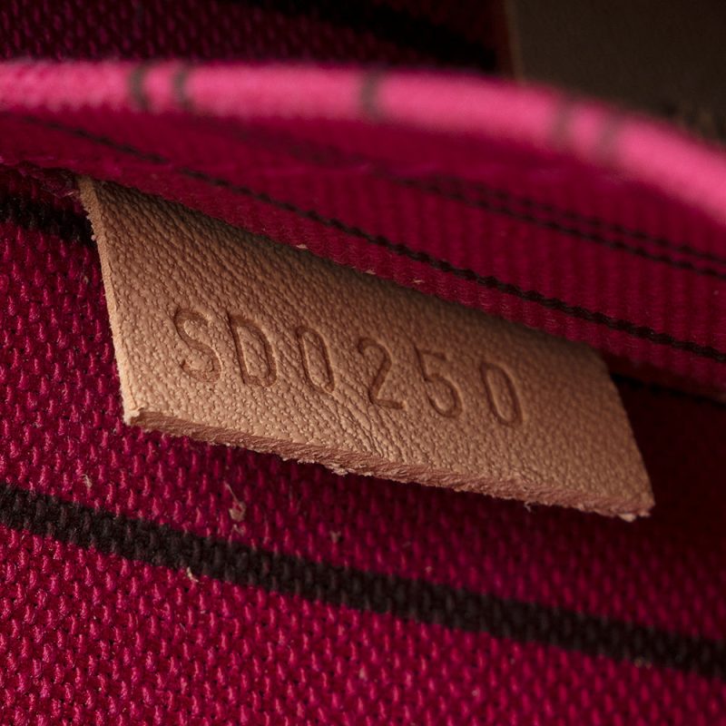 Louis Vuitton Monogram Canvas Neverfull MM Pochette (SHF-21468) - Barde - Image 4