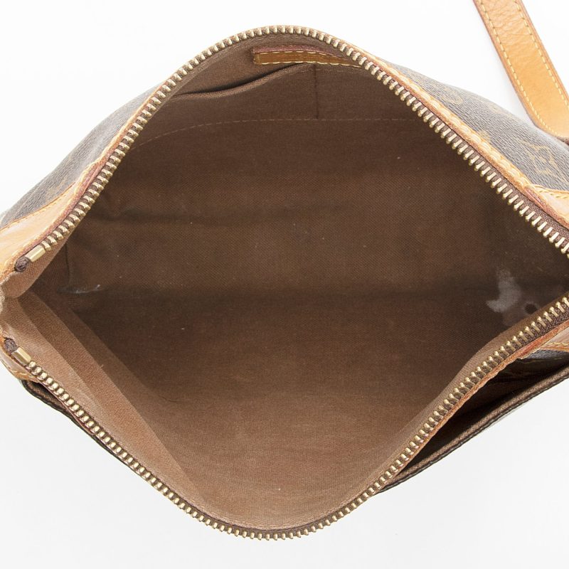 Louis Vuitton Monogram Canvas Odeon PM Shoulder Bag (SHF-22536) - Barde - Image 7