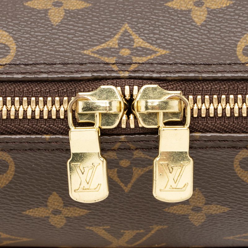 Louis Vuitton Monogram Canvas Sac Coussin GM Shoulder Bag (SHF-s7SCPT) - Barde - Image 9