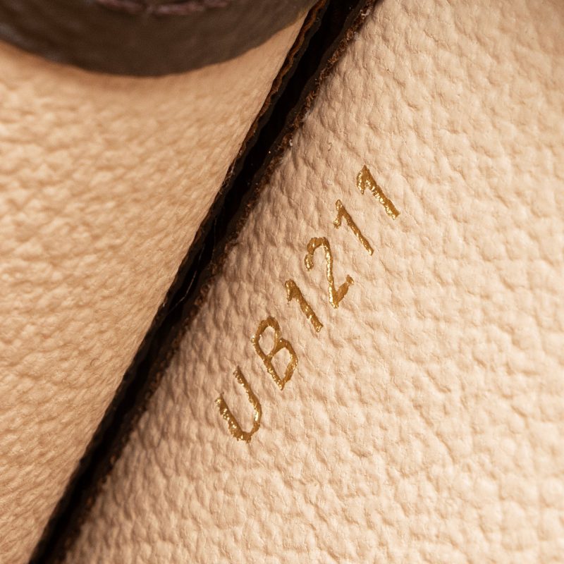 Louis Vuitton Monogram Canvas Toiletry Pouch 26 (SHF-23149) - Barde - Image 4