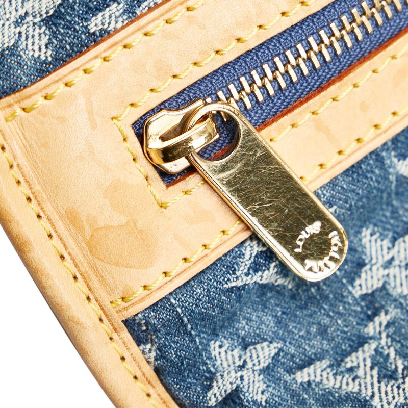 Louis Vuitton Monogram Denim Sac Plat (SHG-2SDTFz) - Barde - Image 10