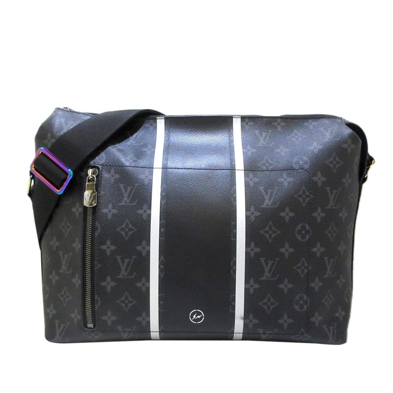 Louis Vuitton Monogram Eclipse Apollo Messenger MM (SHG-37708) - Barde