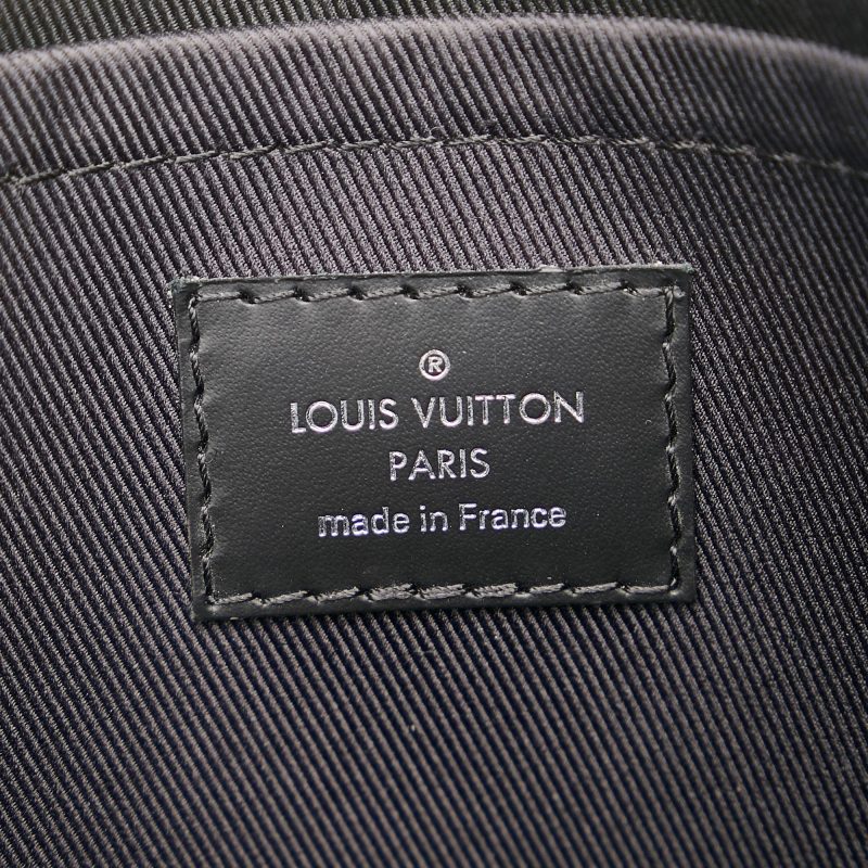 Louis Vuitton Monogram Eclipse Discovery Pochette GM (SHG-37297) - Barde - Image 7