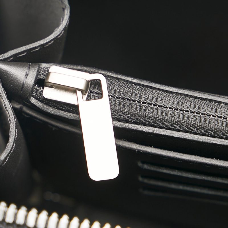 Louis Vuitton Monogram Eclipse Horizon Belt Bag (SHG-37678) - Barde - Image 9
