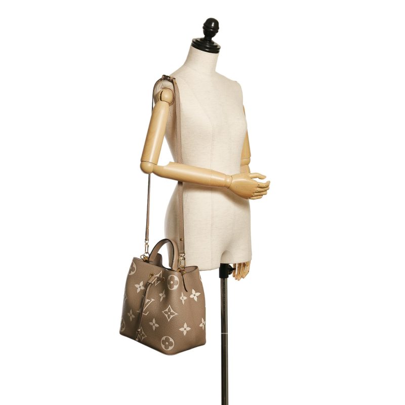 Louis Vuitton Monogram Empreinte NeoNoe (SHG-37414) - Barde - Image 5