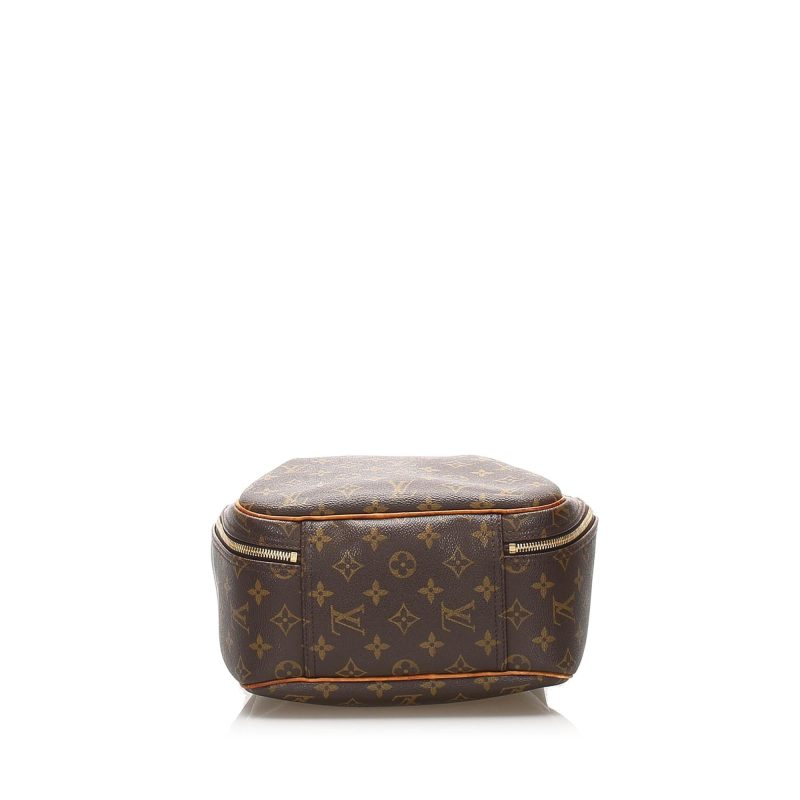Louis Vuitton Monogram Excursion (SHG-22746) - Barde - Image 4