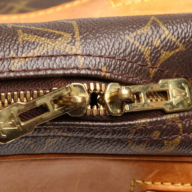 Louis Vuitton Monogram Excursion (SHG-22746) - Barde - Image 8