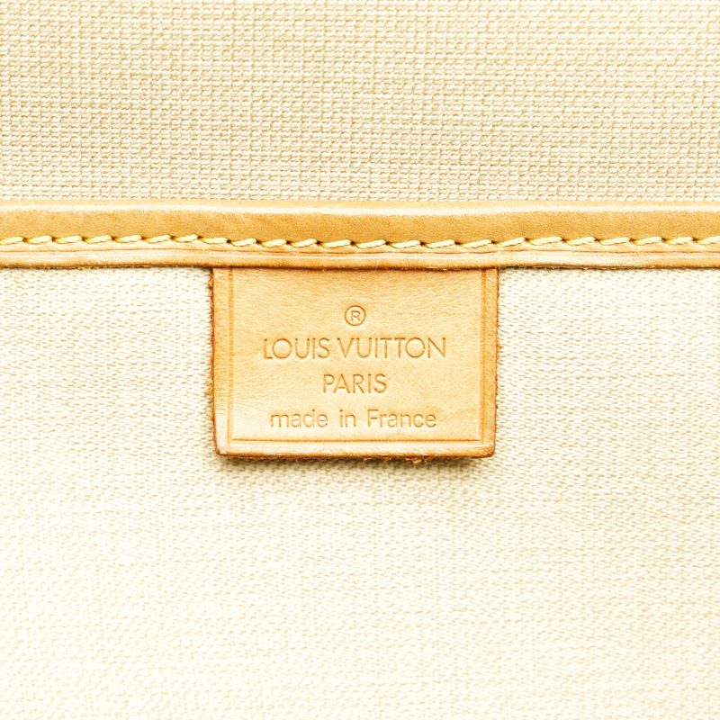 Louis Vuitton Monogram Excursion (SHG-34147) - Barde - Image 7