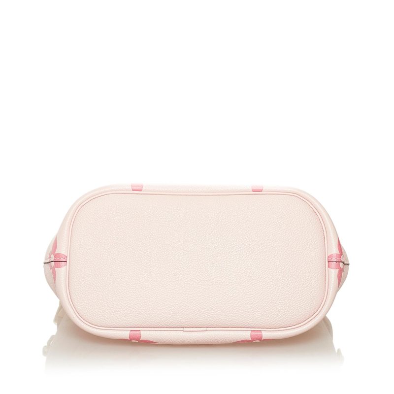 Louis Vuitton Monogram Giant Marshmallow By The Pool PM (SHG-36549) - Barde - Image 4