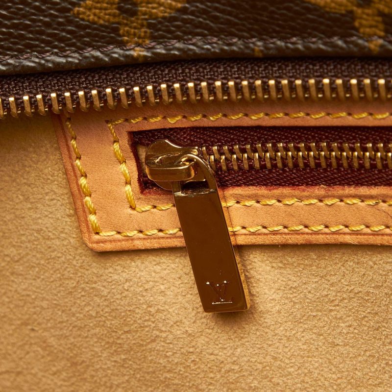 Louis Vuitton Monogram Luco Tote (SHG-18035) - Barde - Image 9