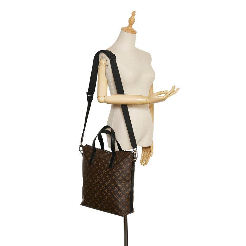Louis Vuitton Monogram Macassar Kitan (SHG-36900) - Barde - Image 5