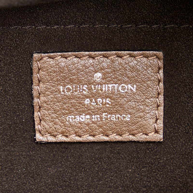 Louis Vuitton Monogram Mahina XS (SHG-34155) - Barde - Image 7