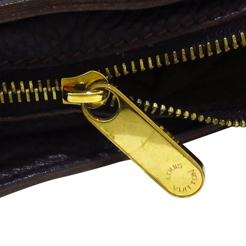 Louis Vuitton Monogram Mahina XS (SHG-36376) - Barde - Image 9