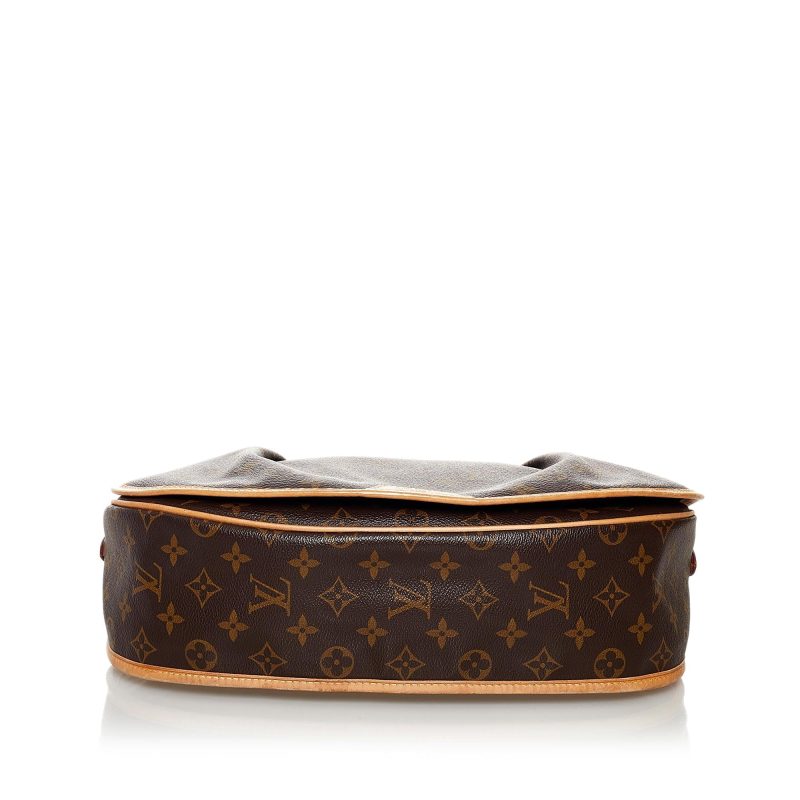 Louis Vuitton Monogram Menilmontant MM (SHG-37396) - Barde - Image 4