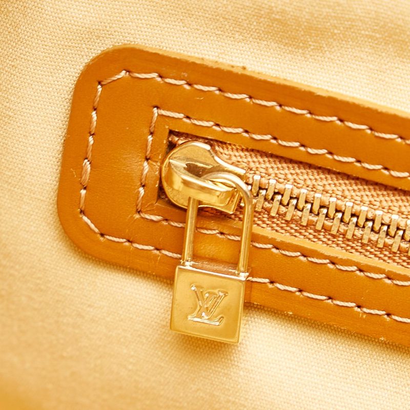 Louis Vuitton Monogram Mini Lin Lucille PM (SHG-35763) - Barde - Image 9