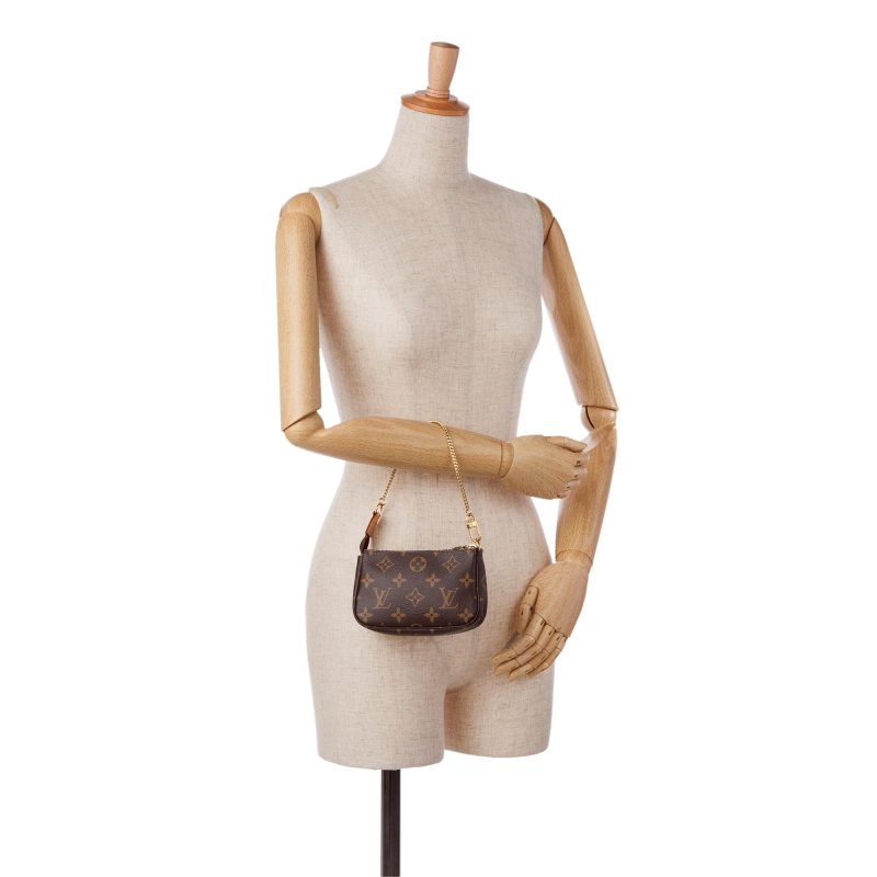 Louis Vuitton Monogram Mini Pochette Accessoires (SHG-36537) - Barde - Image 5