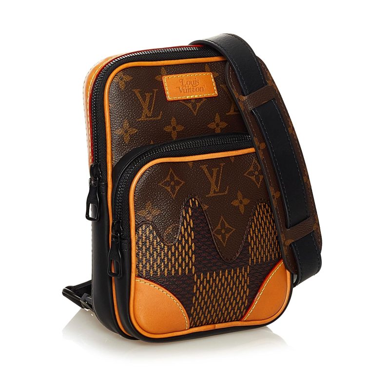 Louis Vuitton Monogram Nigo Danube (SHG-35703) - Barde - Image 2