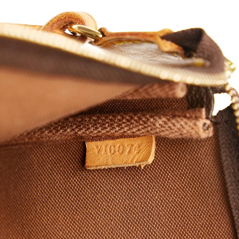 Louis Vuitton Monogram Pochette Accessoires Takashi Murakami Panda (SHG-37839) - Barde - Image 8