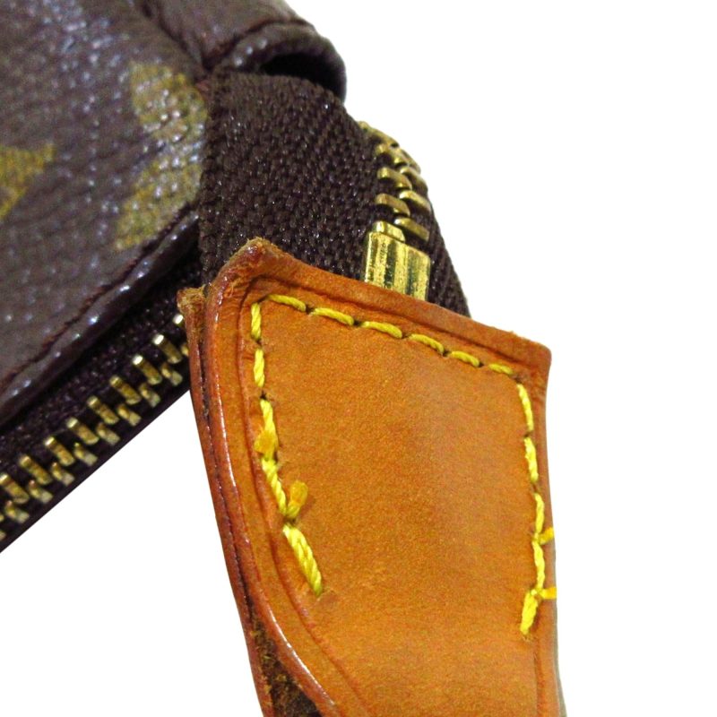 Louis Vuitton Monogram Pochette Accessoires (SHG-36459) - Barde - Image 8