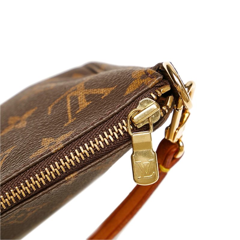Louis Vuitton Monogram Pochette Accessoires (SHG-36714) - Barde - Image 9