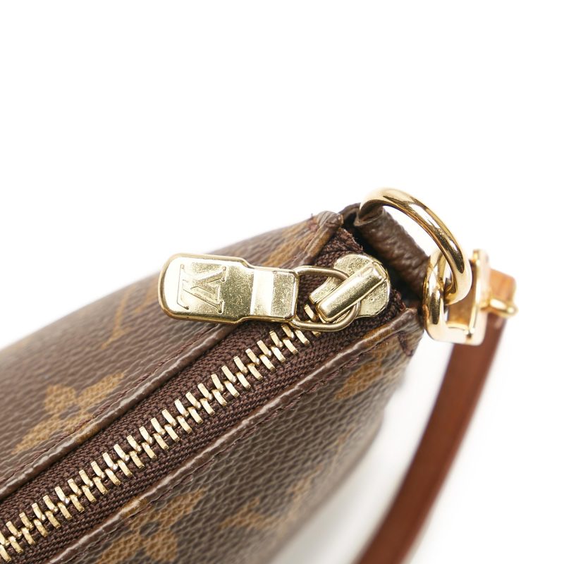 Louis Vuitton Monogram Pochette Accessoires (SHG-37243) - Barde - Image 9