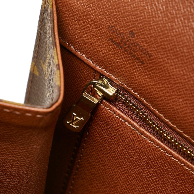 Louis Vuitton Monogram Pochette Dame GM (SHG-37858) - Barde - Image 9