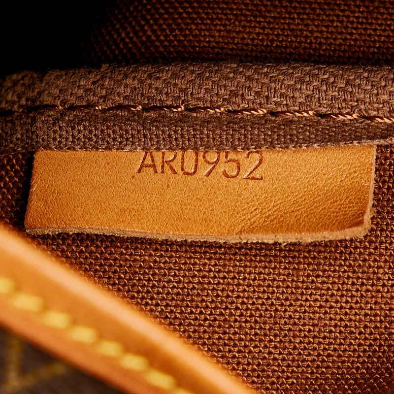 Louis Vuitton Monogram Saumur 35 (SHG-34131) - Barde - Image 9