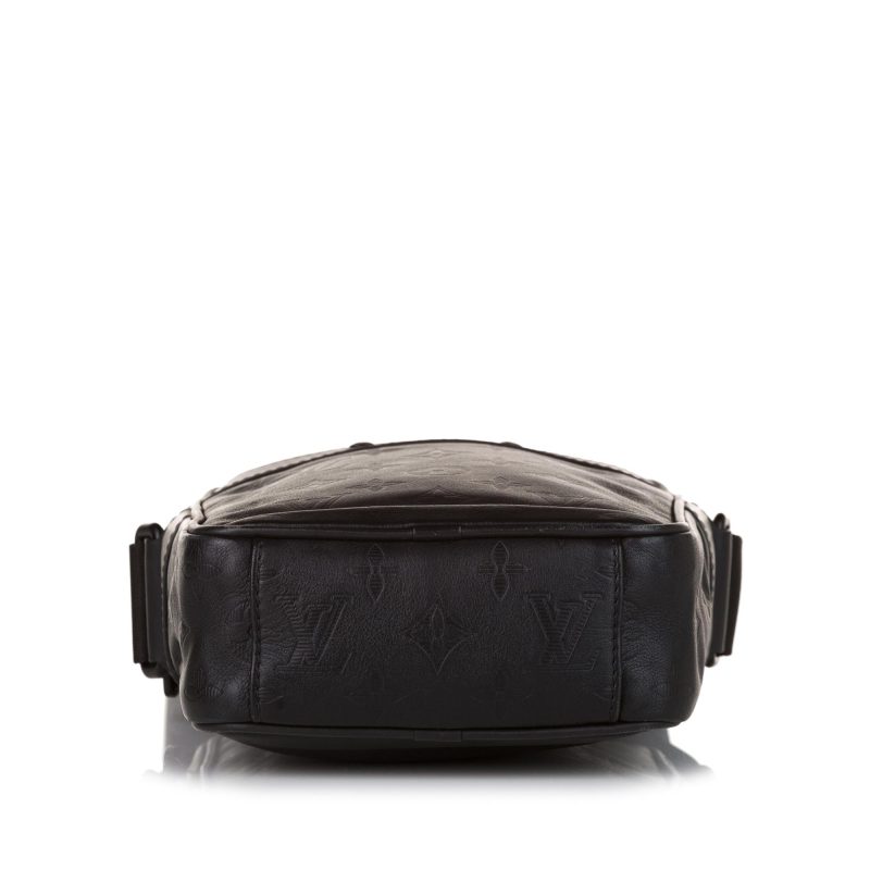 Louis Vuitton Monogram Shadow Danube PM (SHG-37679) - Barde - Image 4