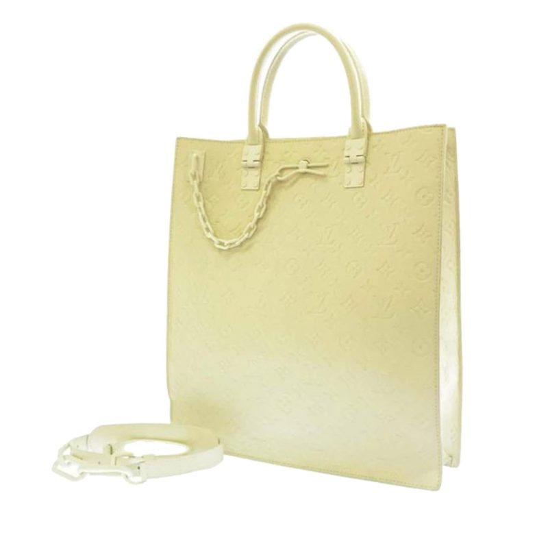 Louis Vuitton Monogram Taurillon Sac Plat (SHG-36681) - Barde