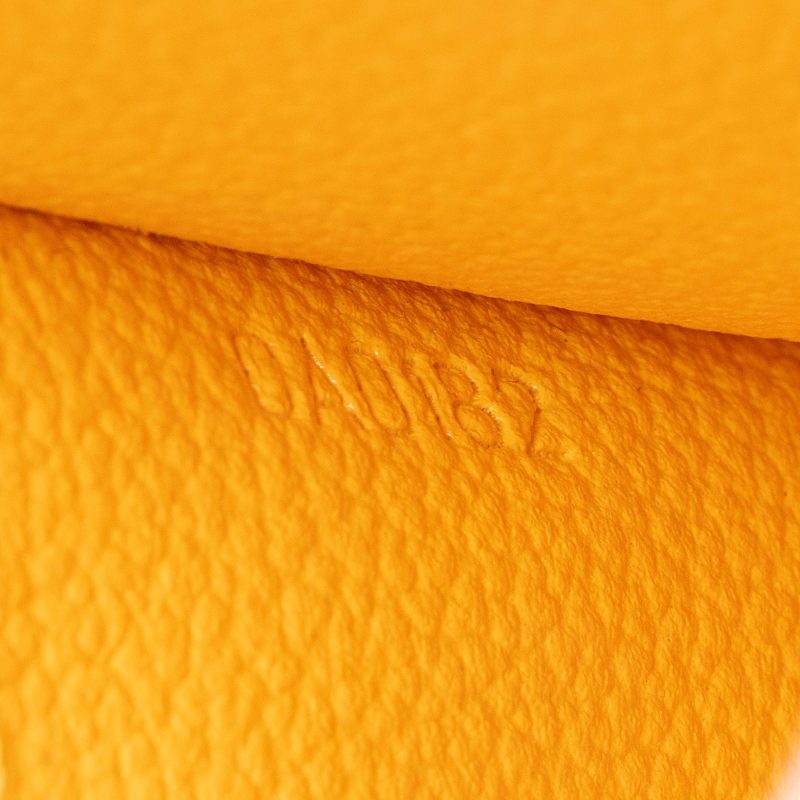 Louis Vuitton Monogram Vernis Cosmetic Pouch (SHF-22863) - Barde - Image 5