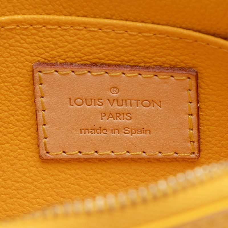 Louis Vuitton Monogram Vernis Cosmetic Pouch (SHF-22863) - Barde - Image 6